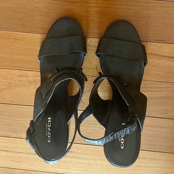 Coach Leather Sling Back - Picture 4 of 7